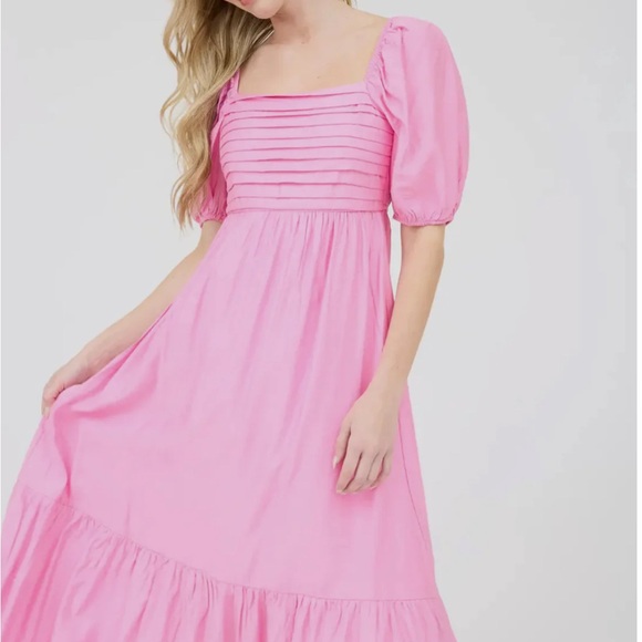 Dresses & Skirts - Elegant Pink Women's Dress